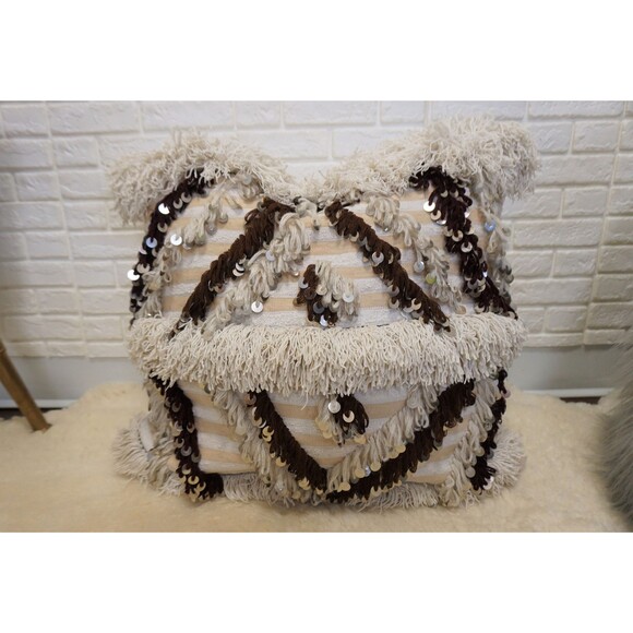 Vintage Moroccan Handira Pillow Cover: Berber Wedding Blanket, Sequins 03YS00356 - Picture 1 of 10